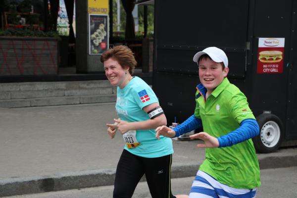 Команда Антикорупційної ініціативи в Україні пробігла марафон